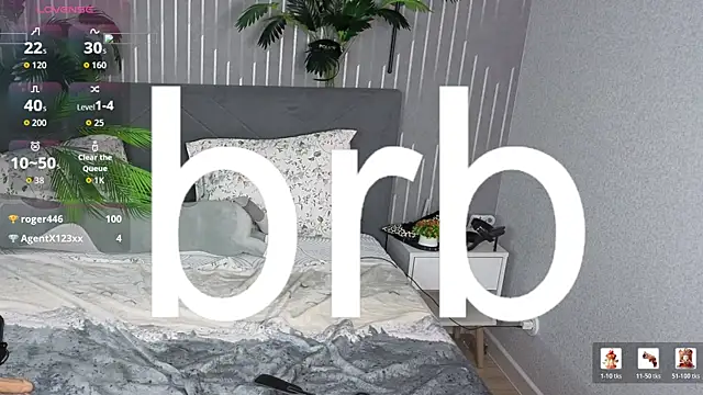 Linda_Zef1r's Webcam Show