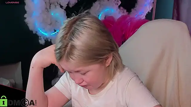 Sara_Robinson লাইভ XXX চ্যাট