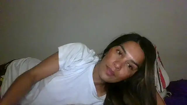 Chat XXX ao vivo de Juanabrunette7