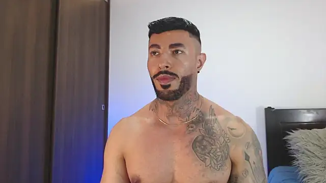 andrea_de_lucaa – webcam-show