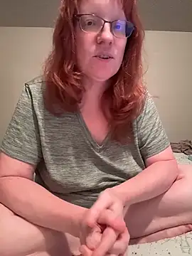 Lenaravenswood Show in webcam