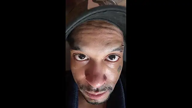 JRNBLU44 即時 XXX 聊天