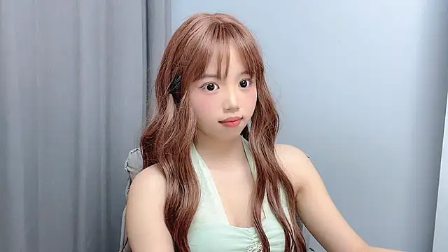 TwinXXyan's Live XXX Chat