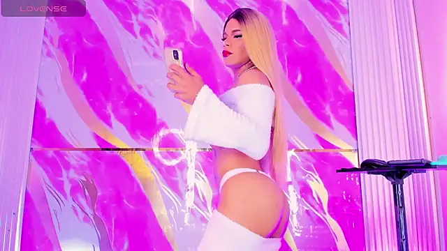 Show modela Melanny_Brats na web-kameri