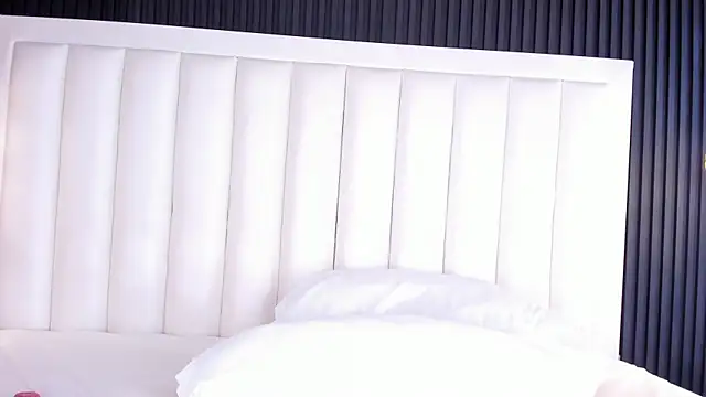 XXX chat uživo modela FireDollx