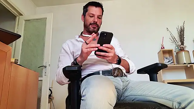 Chat +18 de ChrisKox ao vivo