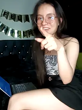 Lilith0423 Live XXX Chat