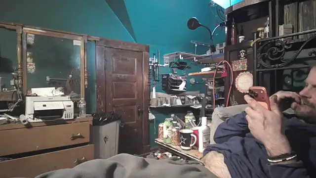 charactrzero: απευθείας συνομιλία ΧΧΧ