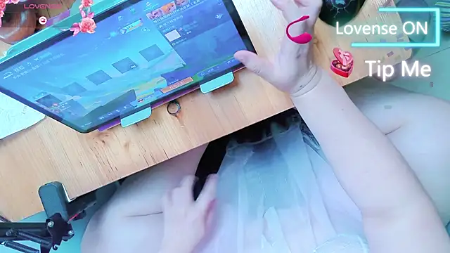 AngelwithEcup's Live XXX Chat