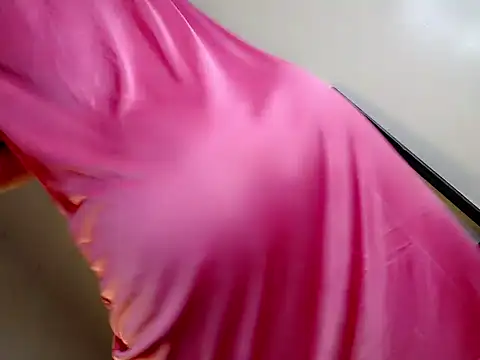 Veronica_X 在線直播表演