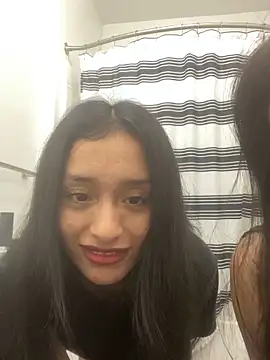 Chatroom XXX en direct de Leslycherry