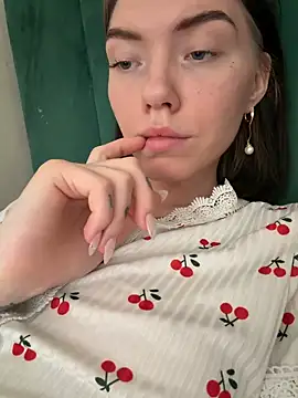 Chat +18 de Lisaaa_Alisa ao vivo