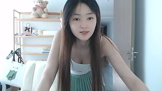 XXX chat uživo modela Mimi-cnbaby