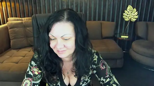 Chat +18 de IrissMoon ao vivo