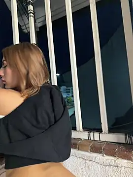 jenn_fit: απευθείας συνομιλία ΧΧΧ