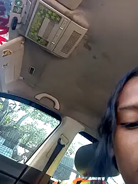 loveofpetitegirls34 即時 XXX 聊天