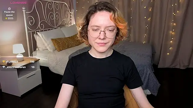 Chat +18 de HottoKori ao vivo