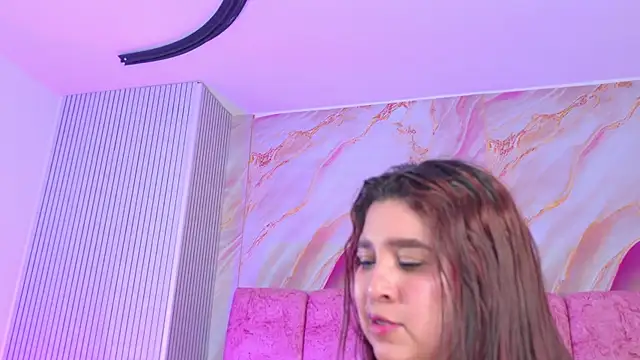 Chat XXX en directo de emmacurvy