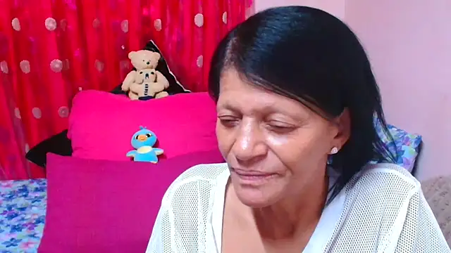 SLUTTYROXY – Naživo XXX chat