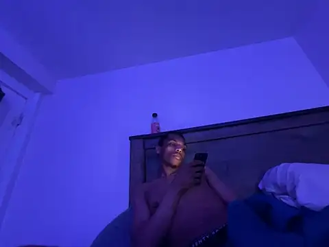 zeeeky_33deep Show in webcam