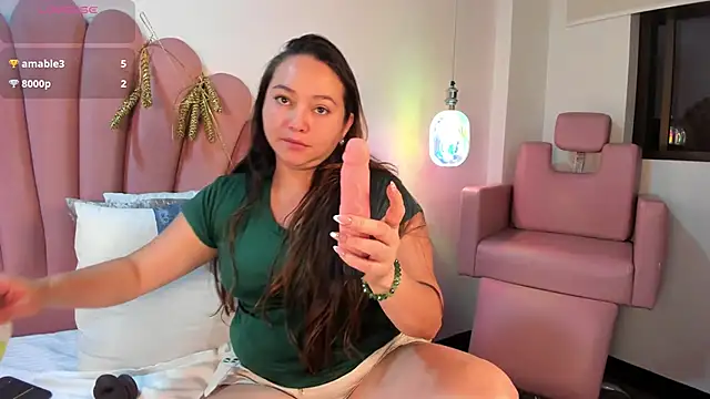 SabrinaVantress' Live XXX Chat