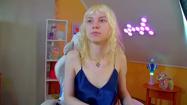 HannahHollis: онлайн-секс-чат