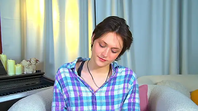 RitaRoses live XXX chat