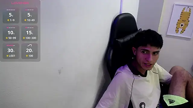 AAA_WHITE's Webcam Show