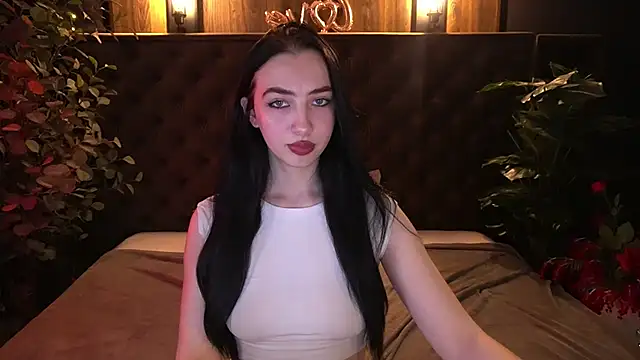 WildKittenX_のライブXXXチャット