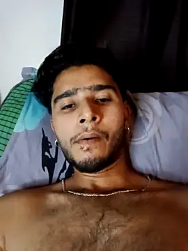 CoralN: διαδικτυακό σόου στην κάμερα