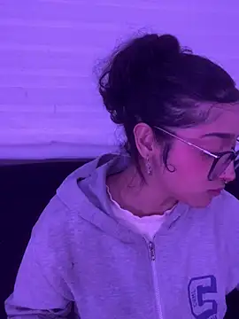 عرض كام LilithMonette