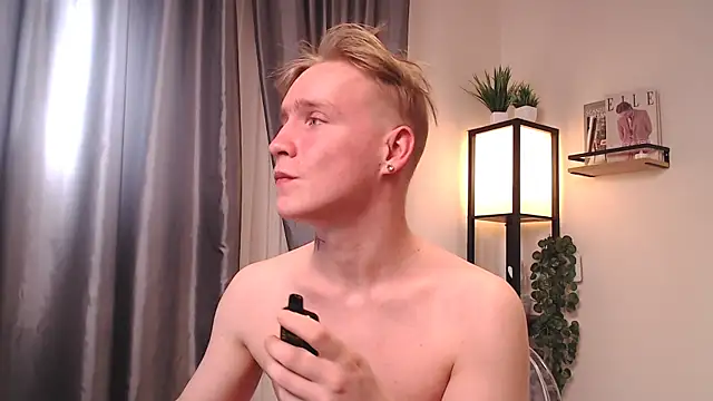 โชว์เว็บแคมของ AlexxSweet