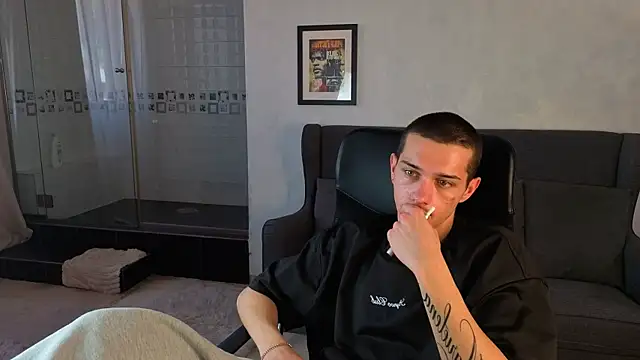 Chat +18 de KaydenDrew ao vivo