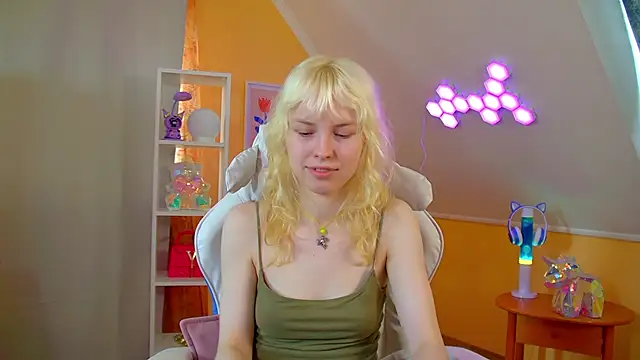 HannahHollis 即時 XXX 聊天