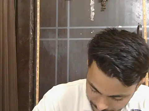 Stubborndesiboyのウェブカメラショー