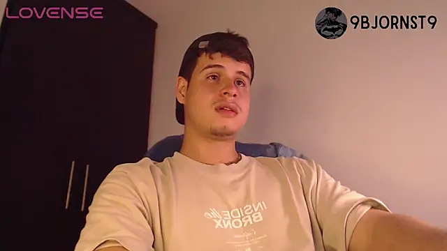 Živý XXX chat BjornSteel