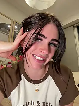 Онлайн чат XXX aus_queen