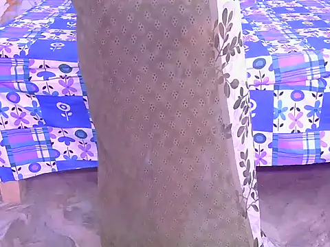 Aayesha-queen's Live XXX Chat