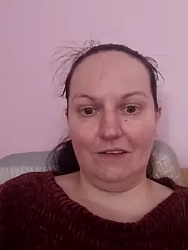 BustyLadyAlma: απευθείας συνομιλία ΧΧΧ