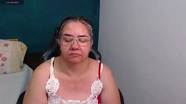 scaelettdubois Chat XXX in diretta