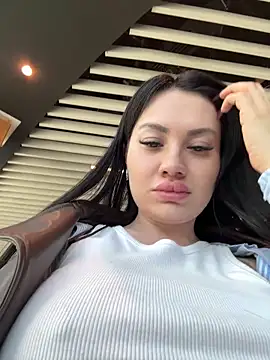 Wet__Bunny Adlı Modelin Canlı XXX Sohbeti