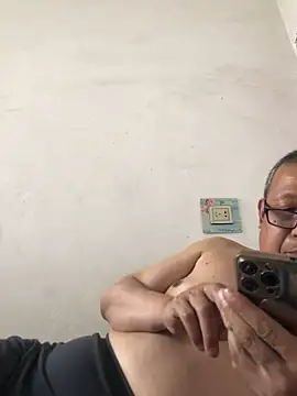 yaocaobi8: онлайн-секс-чат