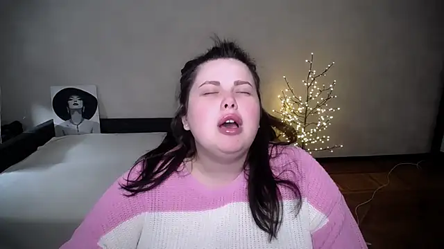 Emily_Mo's Live XXX Chat