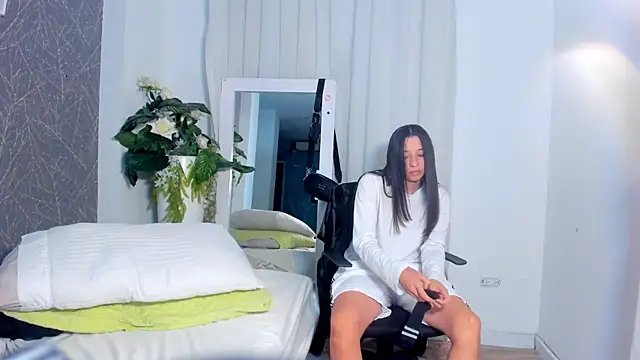 ViictoriiaSaenz 即時 XXX 聊天