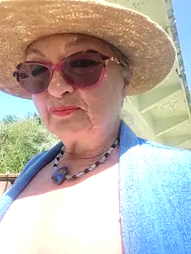 Hot-Muci Chat XXX in diretta