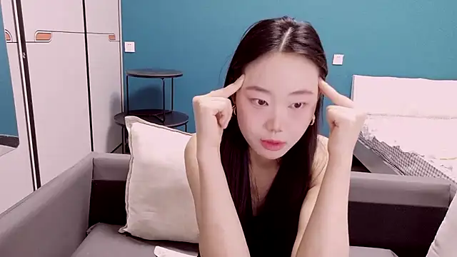 ZHJKS9988 Live XXX-Chat