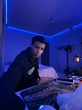 Pertunjukan Kamera Web Rayanzimaker