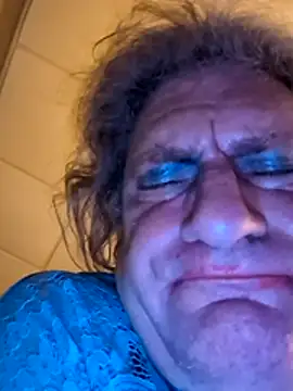 Takemeouttothedungen Show in webcam