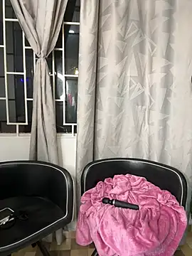 Eymmy_24's Live XXX Chat