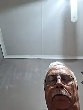 Show modela NawtyB1965 na web-kameri